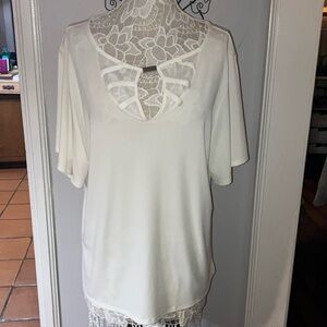 Beautiful White NY Collection 2Xl Top